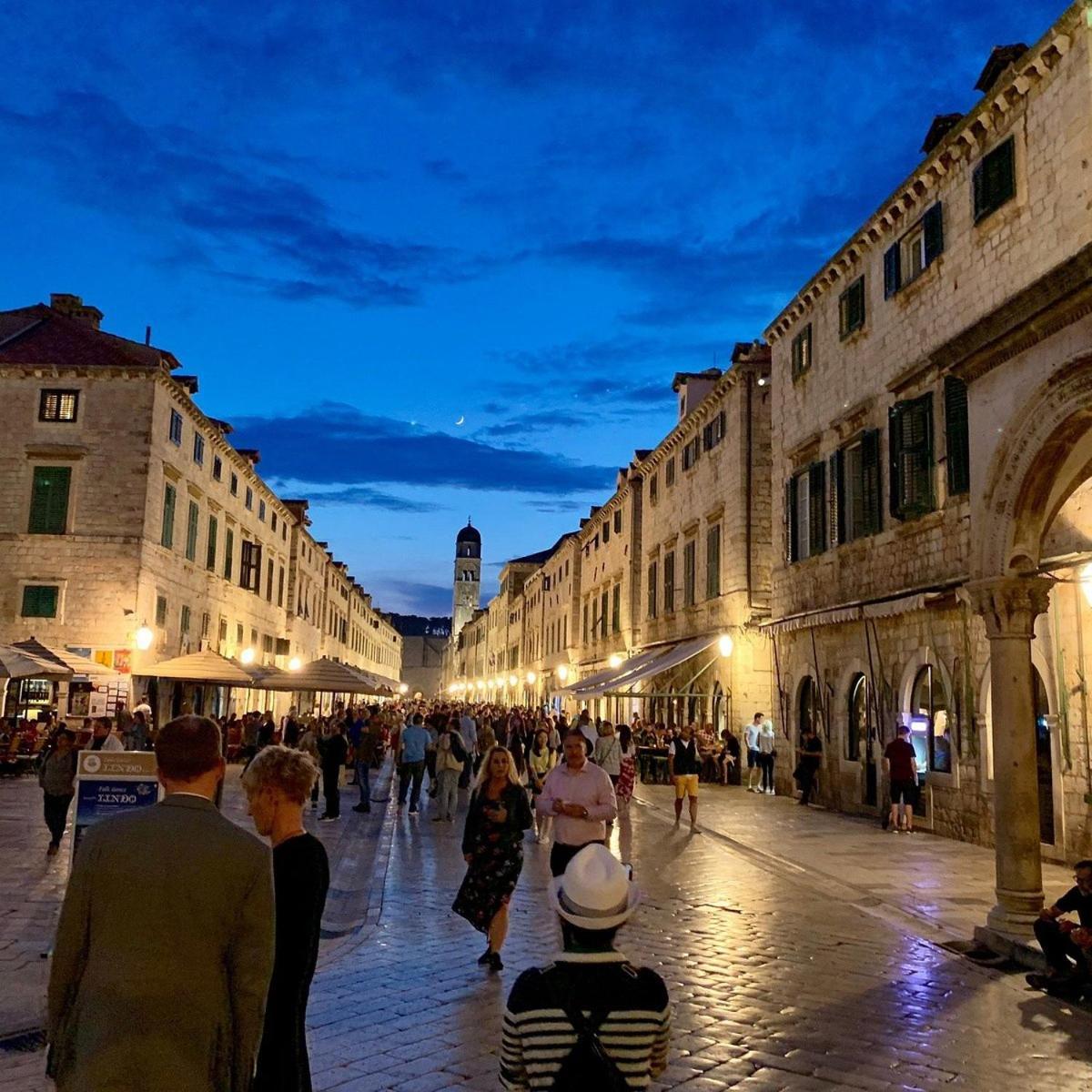 Luxury Apartment Moobl - Free Parking Dubrovnik Kültér fotó